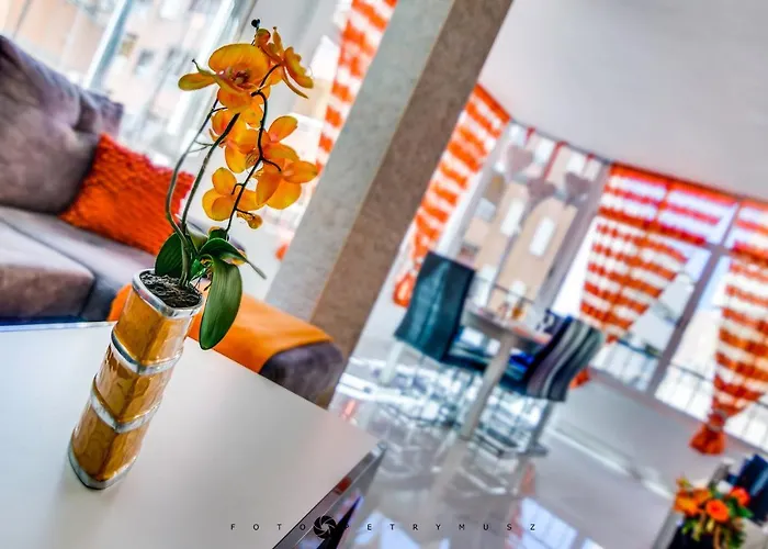 Edificio Urizaga מלון